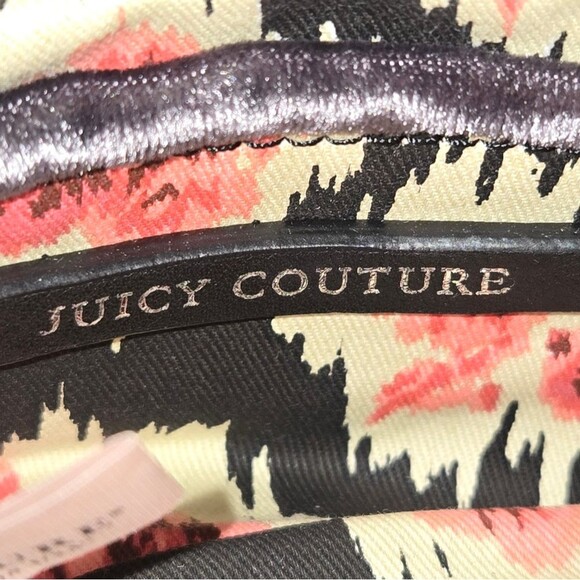 Juicy Couture Purplish Gray Quilted Velvet Bow Front Zippered Wristlet 8"X4"X1" - Picture 9 of 11